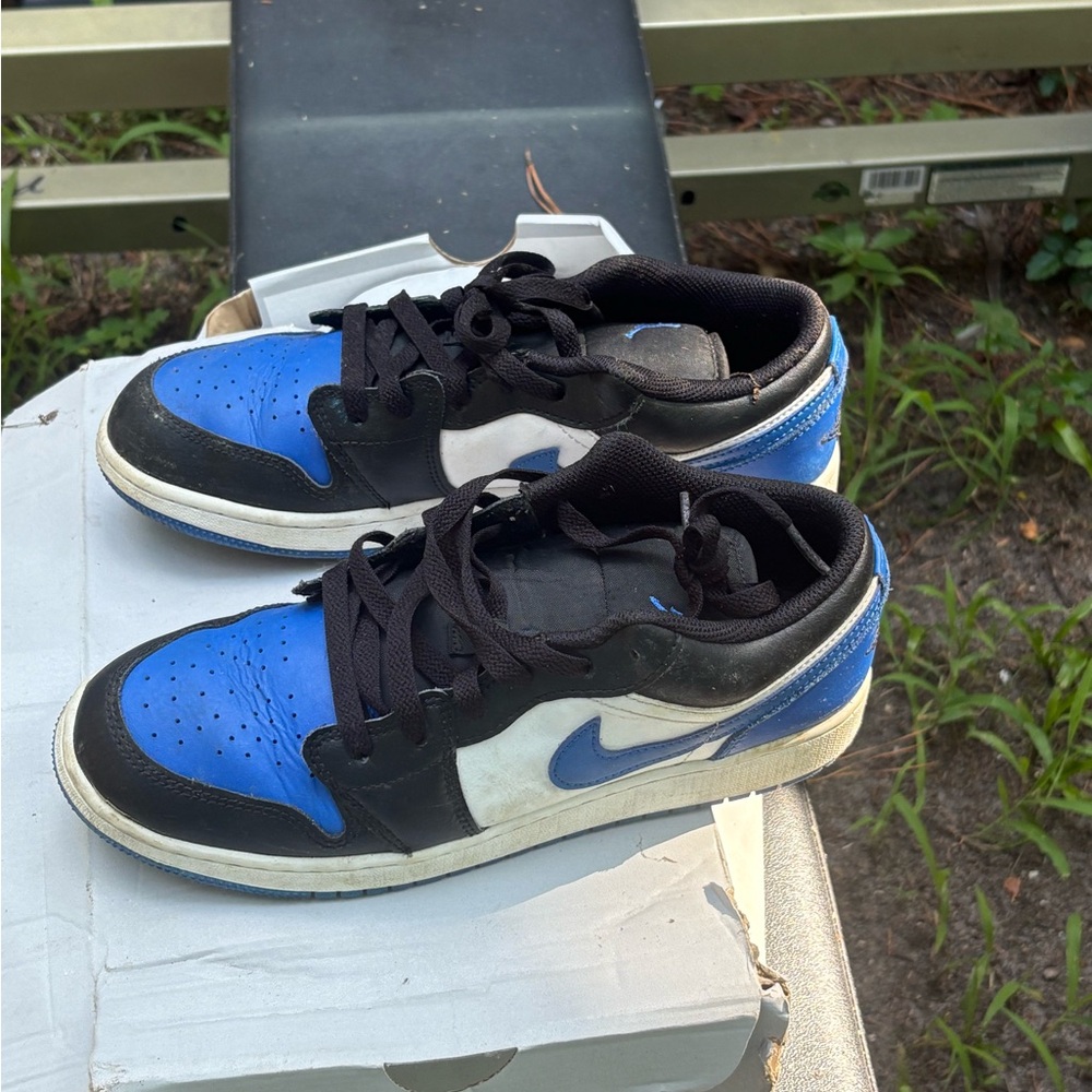 Nike Blue and Black Sneakers High-Top Design